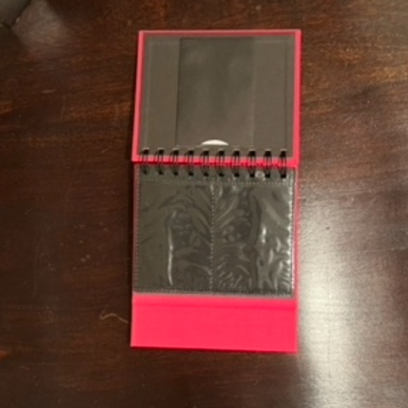 NEW stand up flip photo album for mini instant film, bright pink, holds 36 pics - Picture 7 of 8